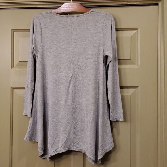 Larace gray swing tunic  - Picture 2 of 6